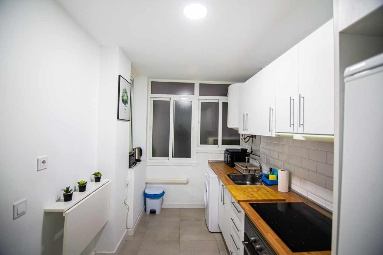 Apartamento Heroes De Sostoa Málaga Exterior foto