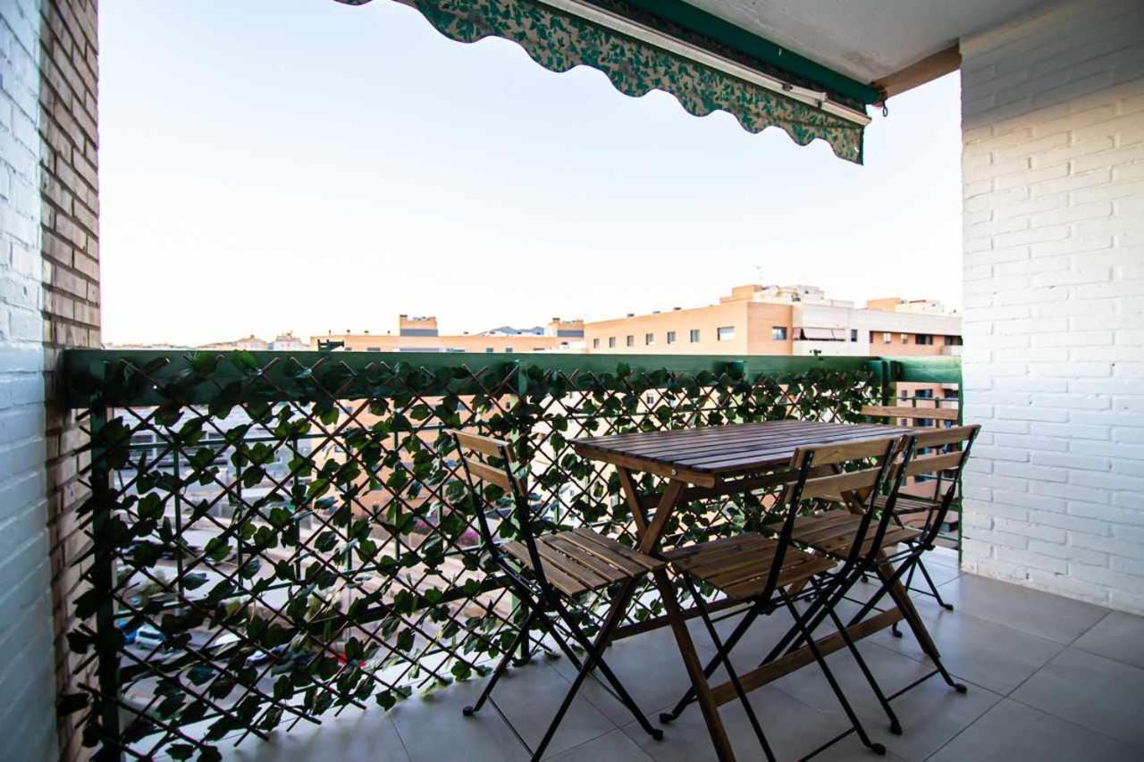 Apartamento Heroes De Sostoa Málaga Exterior foto